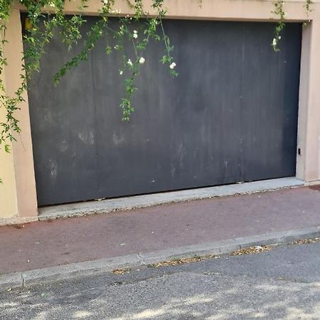 Suite Independante Avec 1 Chambre Et 1 Bureau Μονπελιέ Εξωτερικό φωτογραφία